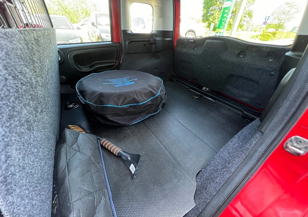 Fiat Panda cena 29900 przebieg: 130000, rok produkcji 2018 z Swarzędz małe 254